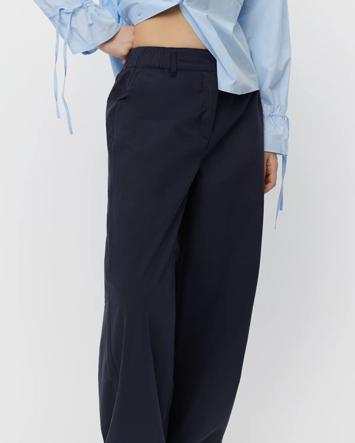 Reine 100% Cotton Wide Legged Cargo Trousers in Navy