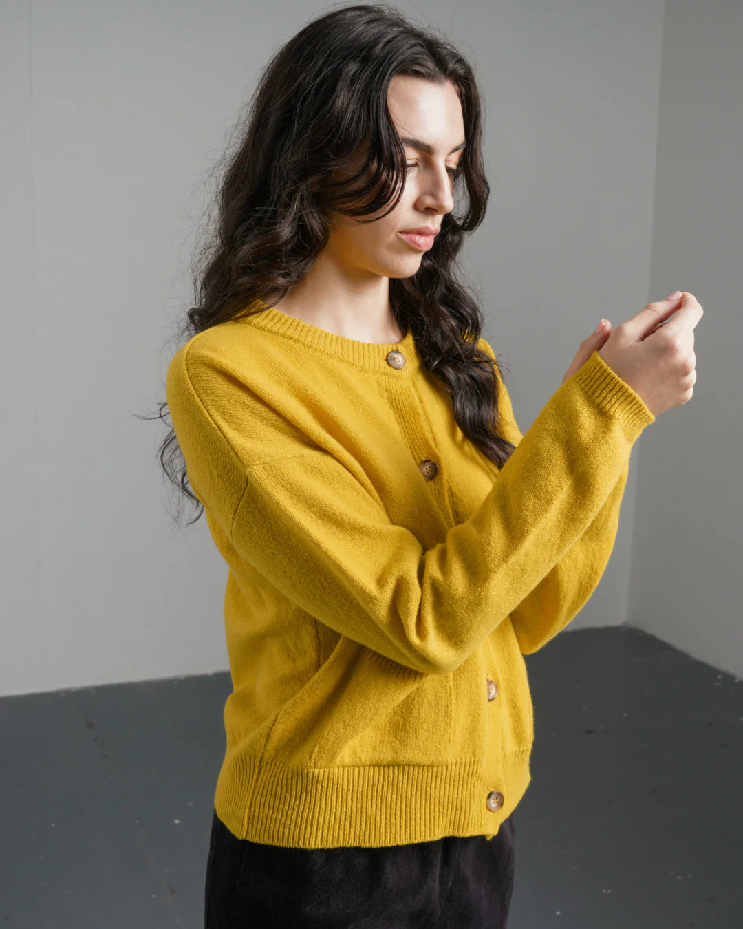 Mira Cropped Cardigan 100% Merino Wool in Piccalilli