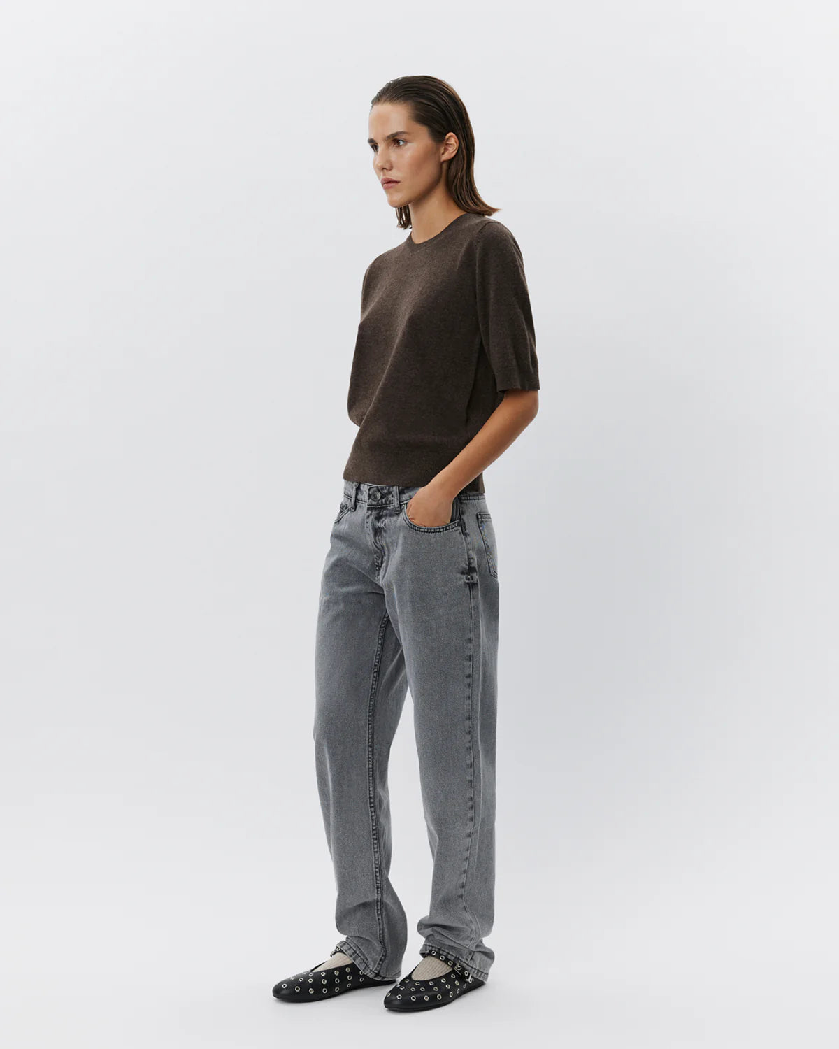 100% Merino Short Sleeved Cardigan in Brown Fudge