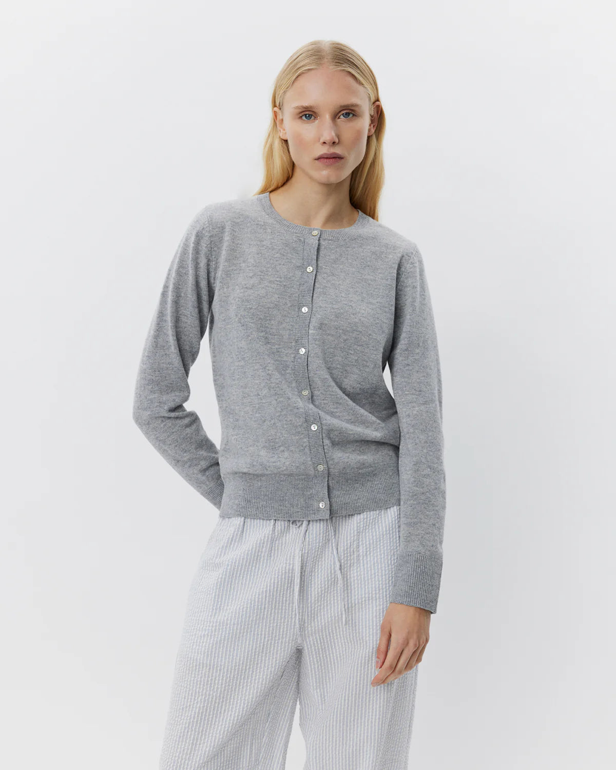 100% Merino Cardigan in Grey Melange