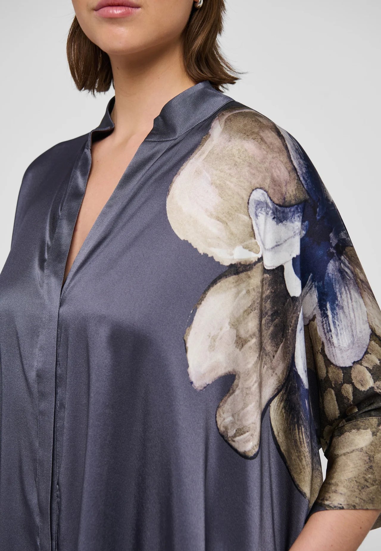 92% Silk Mandy Shirt in Belladonna Steel