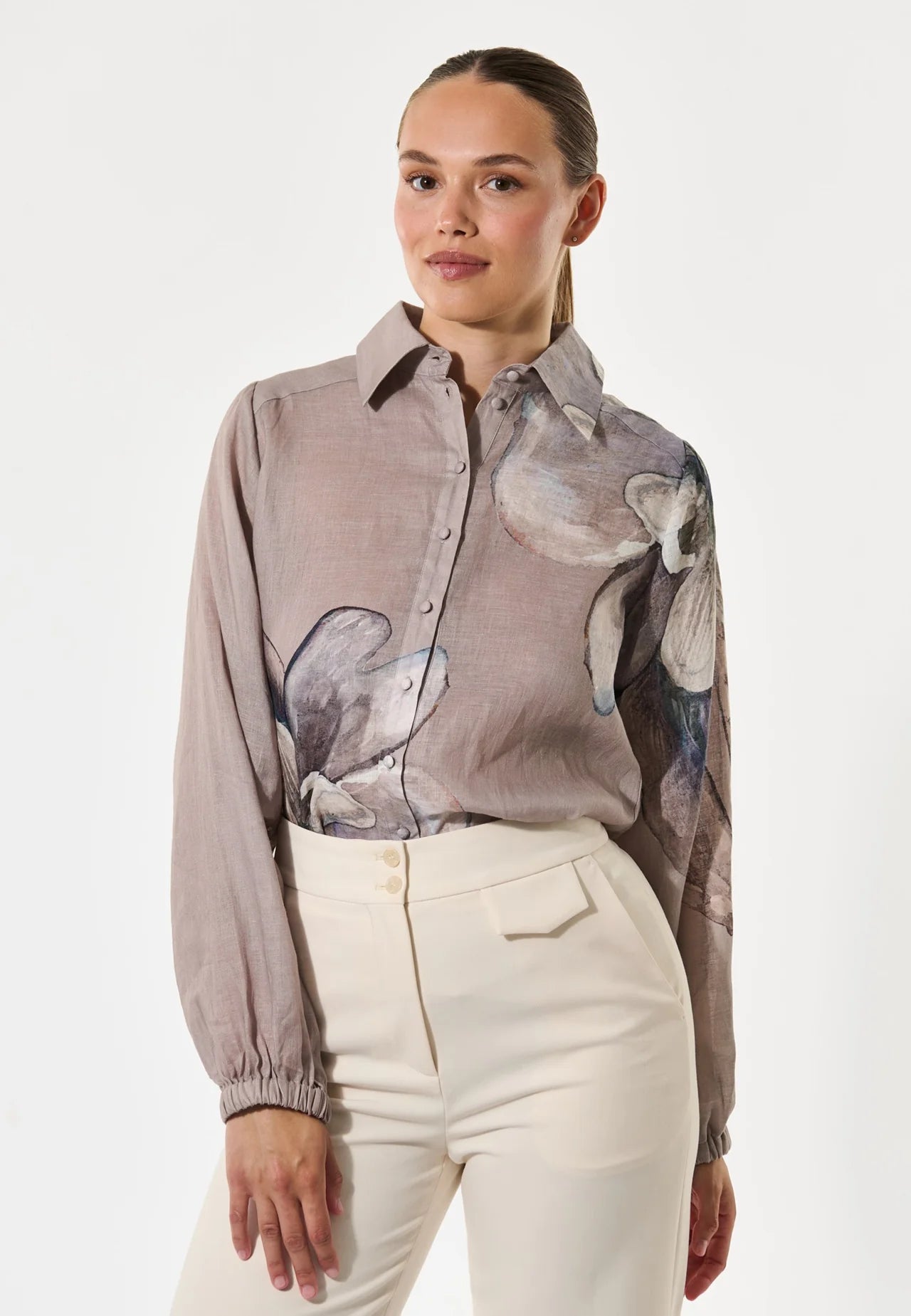 100% Linen Sioma Blouse in Belladonna Latte