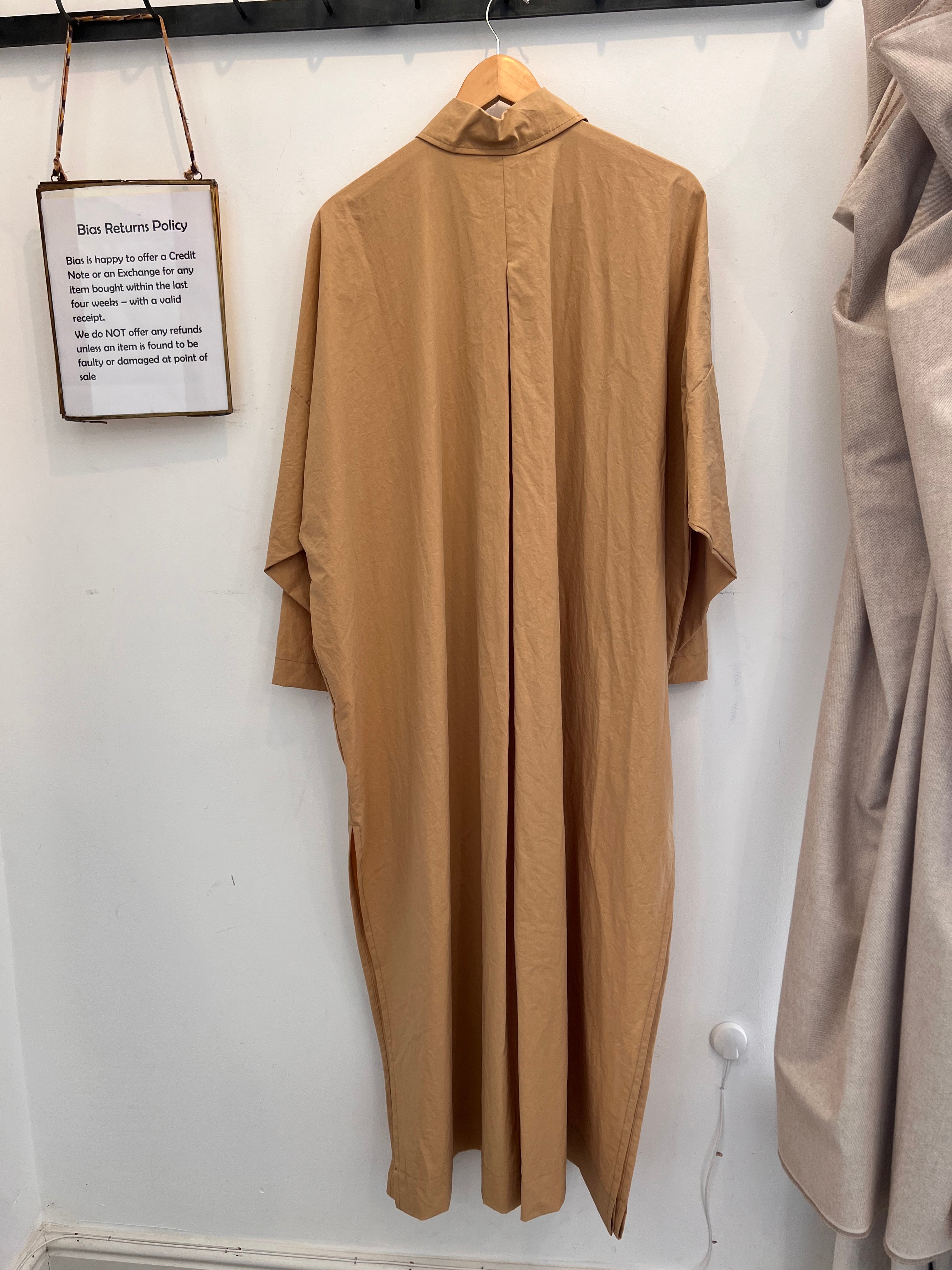 100% Cotton Gaberdine Filer Dress in Light Ochre