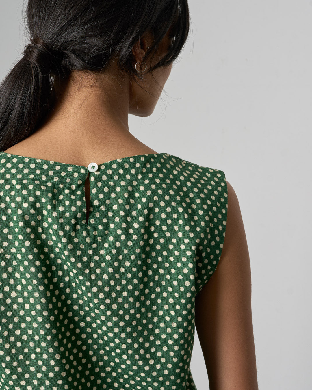Pippa 100% Organic Cotton Sleeveless Top in Green Dot