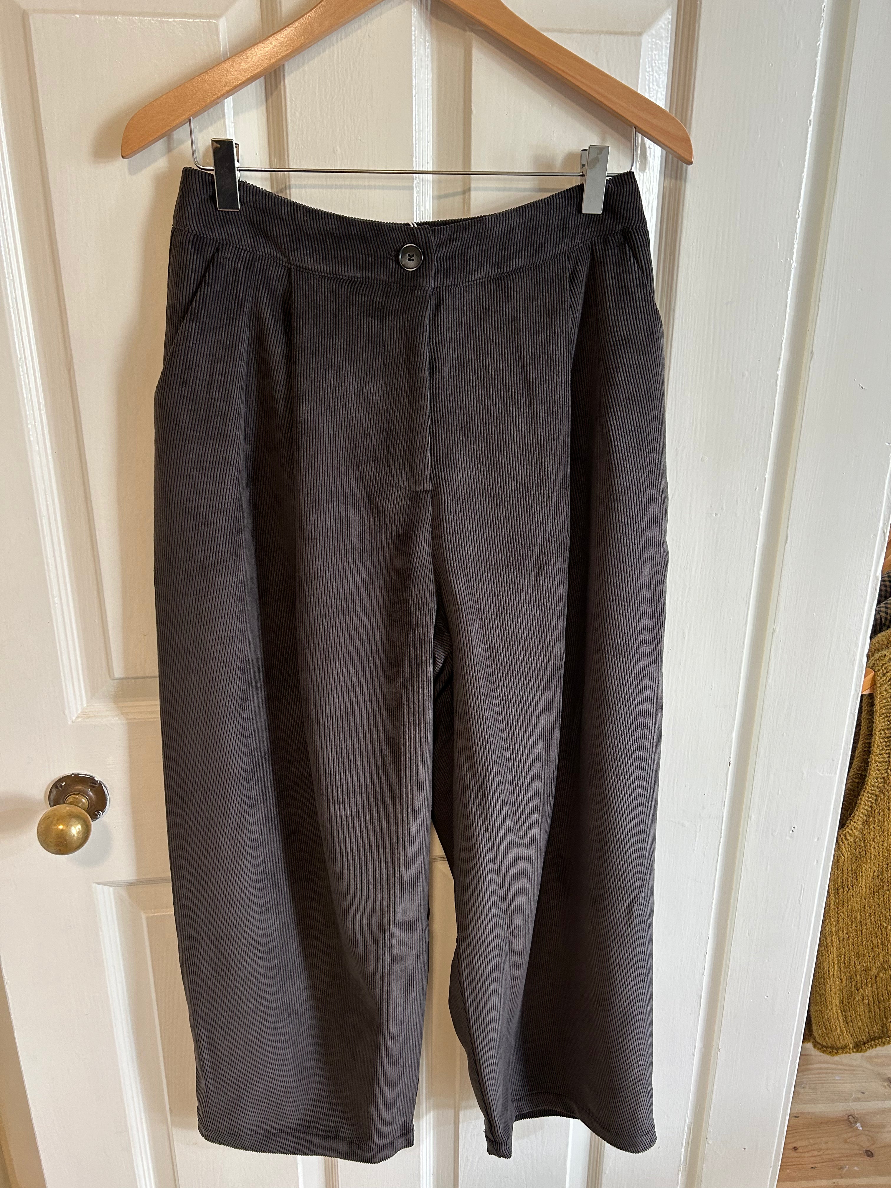 100% Cotton Neona Trousers in Brown Needlecord