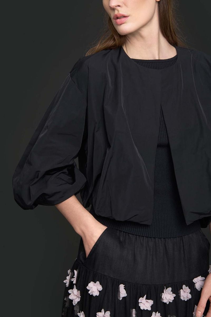 Poplin Short Boxy Jacket in Black