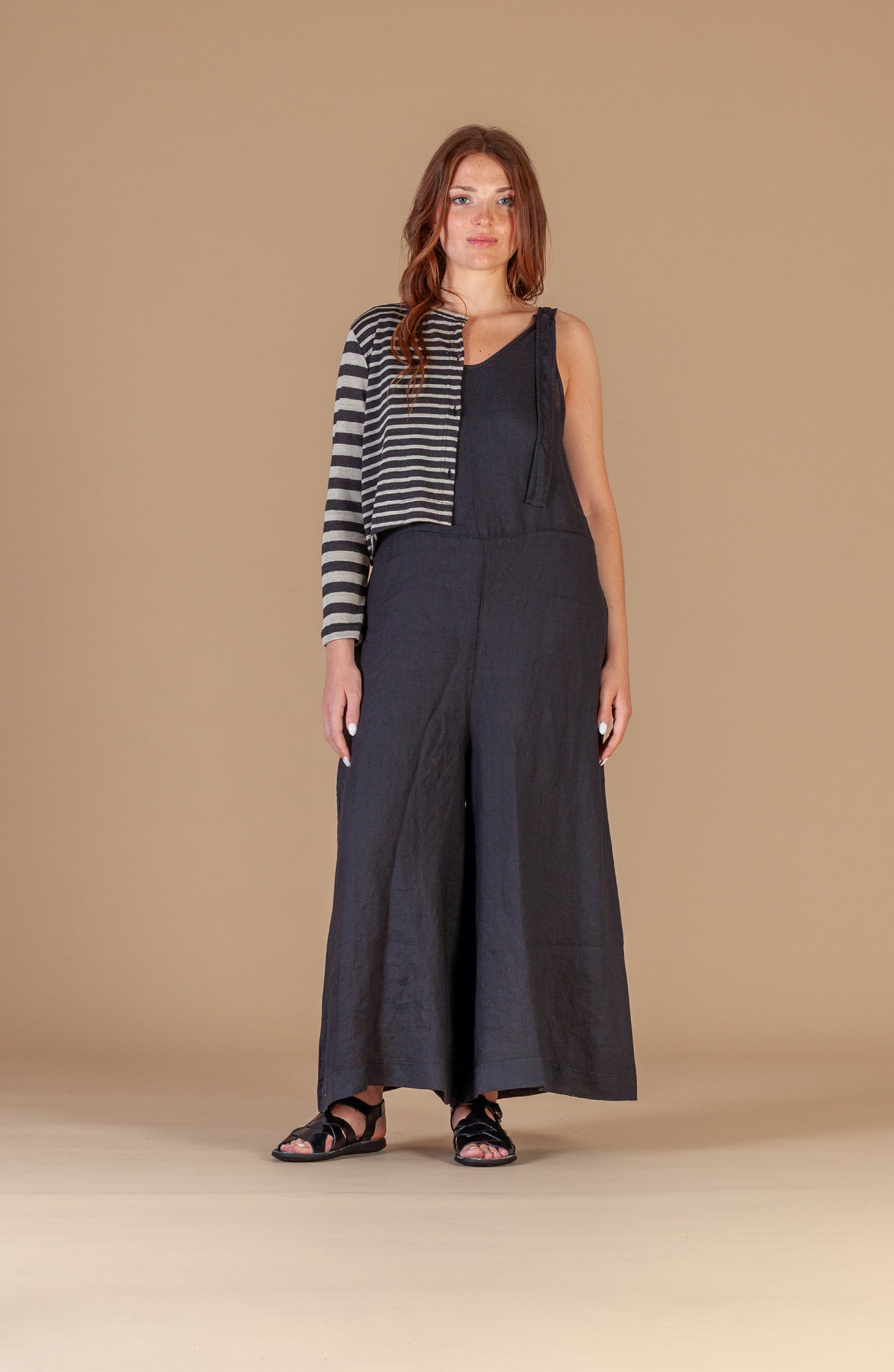 Linen and Cotton CIE V1 Stripe Cardigan in Anthracite