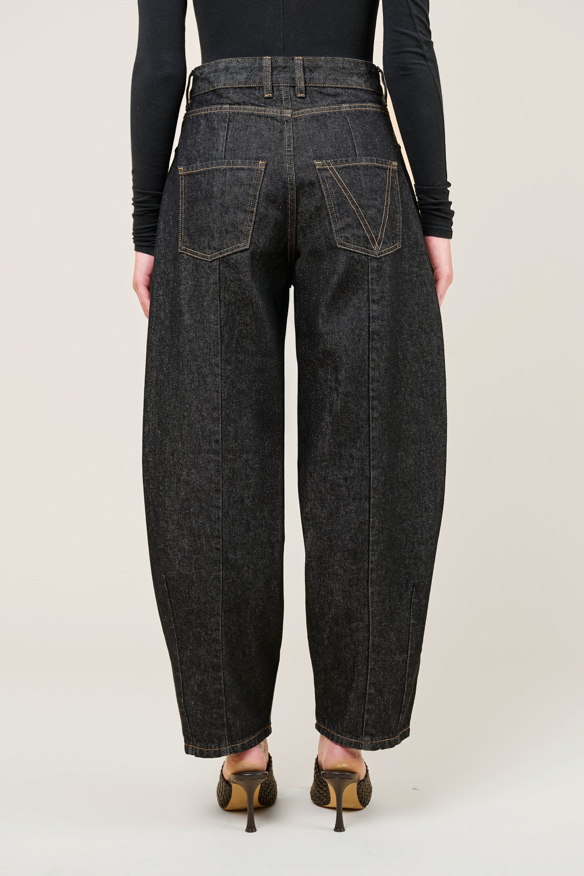 100% Cotton Naya Barrel Leg Jeans