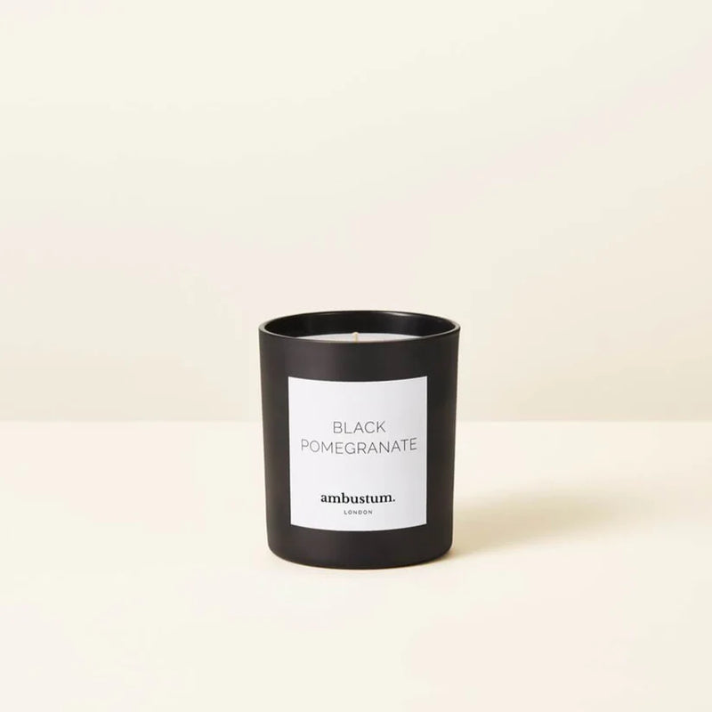 Luxury Candle in Black Pomegranate Scent