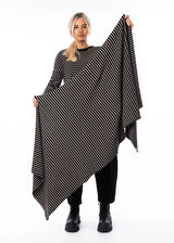 Segovia soft fleece big scarf in Black and White stripe