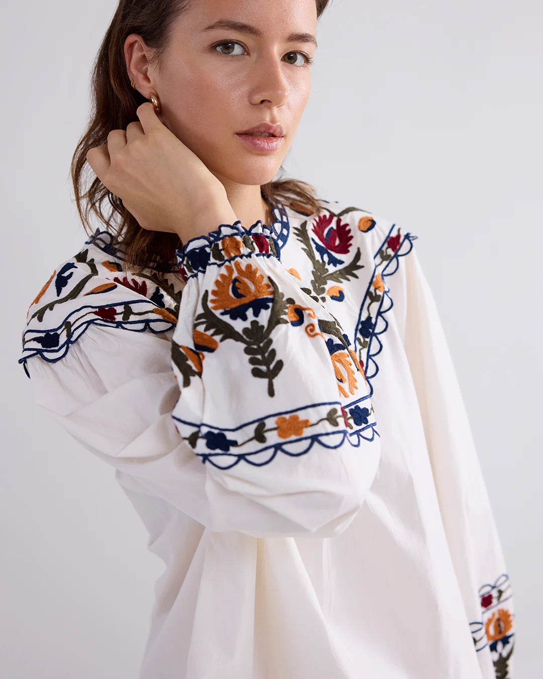 Embroidered 100% Cotton Cream Top - PRE LOVED piece