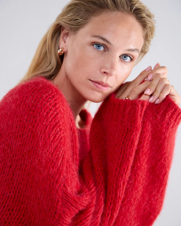 Boxy Jumper with wide knit in True Red